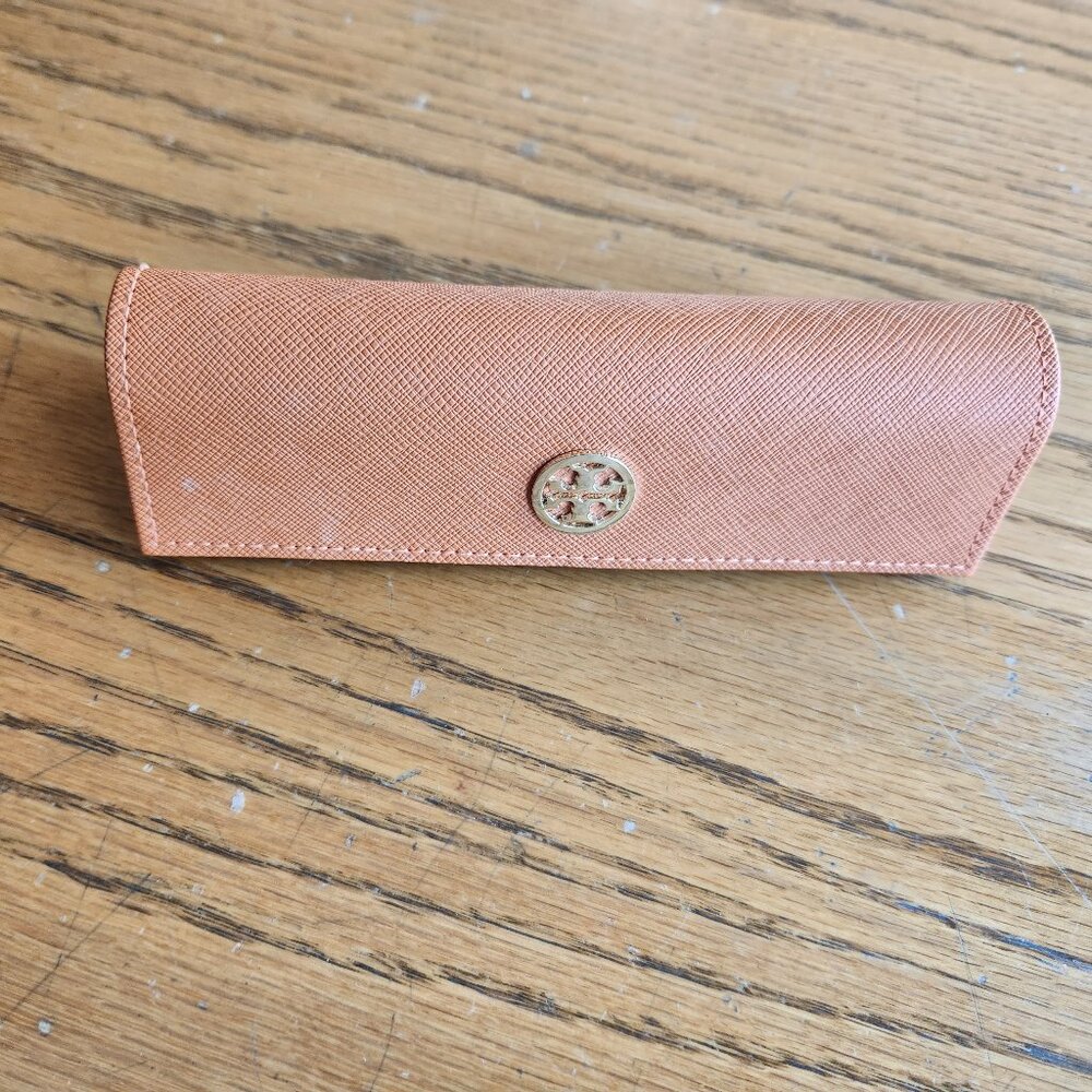 2/$20 SALE! Tory Burch glasses case